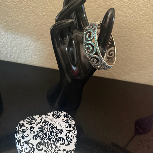 Brighton Sea of love Bracelet - Picture 7 of 8